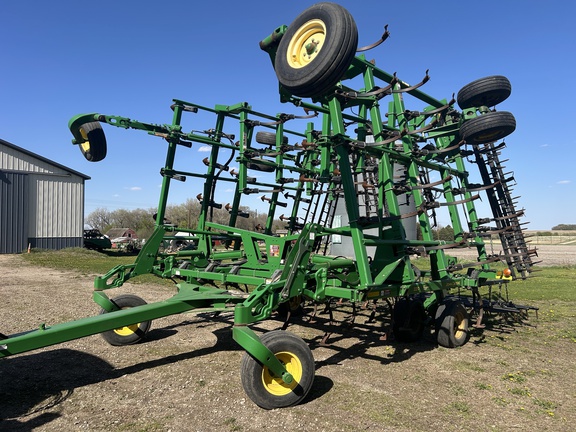 2011 John Deere 2210 - Photo9