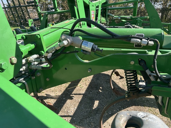 2011 John Deere 2210 - Photo17