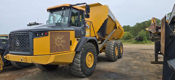 Photo of 2019 John Deere 460E
