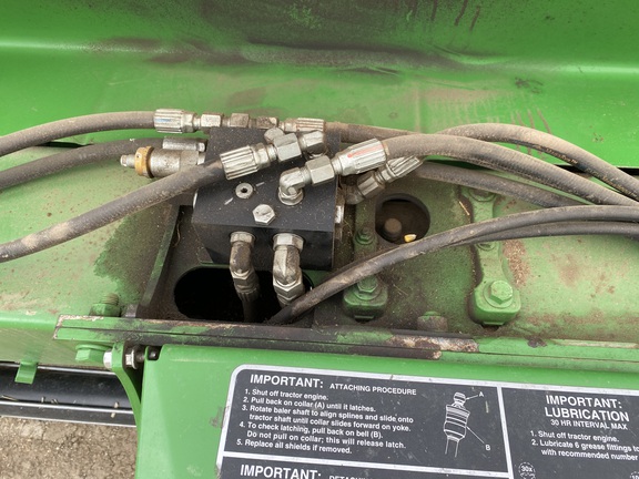 2021 John Deere 560M - Photo8