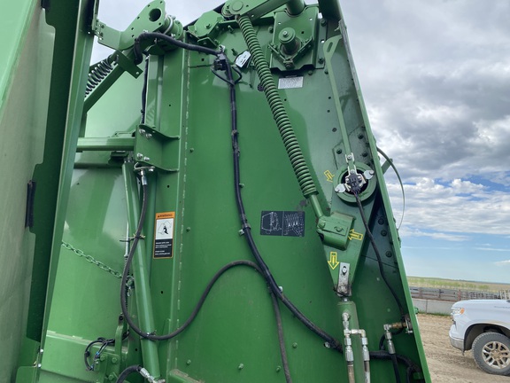 2021 John Deere 560M - Photo19