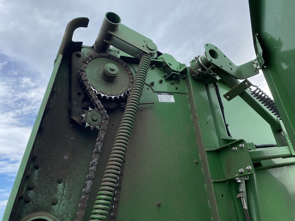 2021 John Deere 560M - Photo21