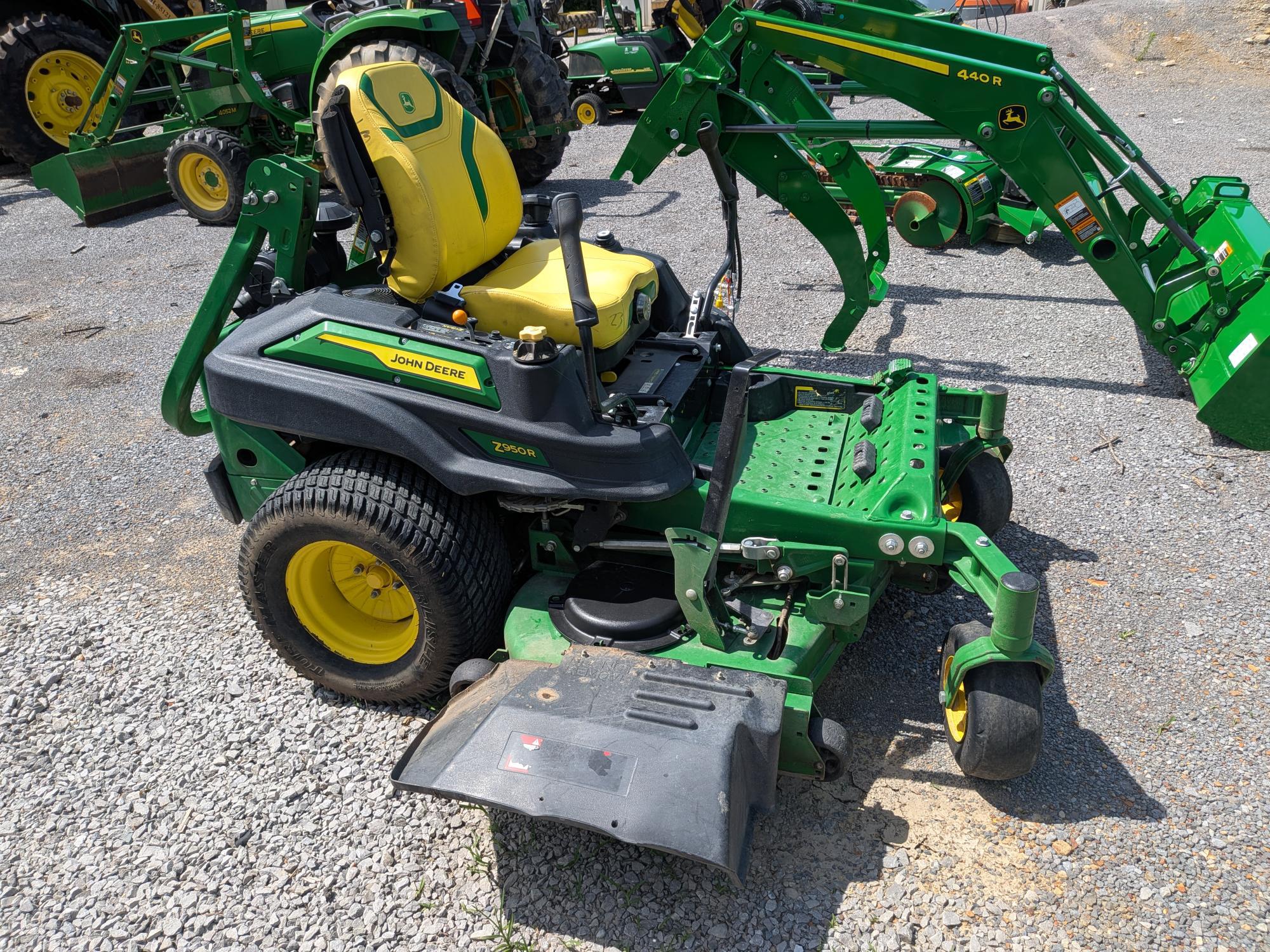 2022 John Deere Z950R