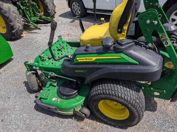 2022 John Deere Z950R