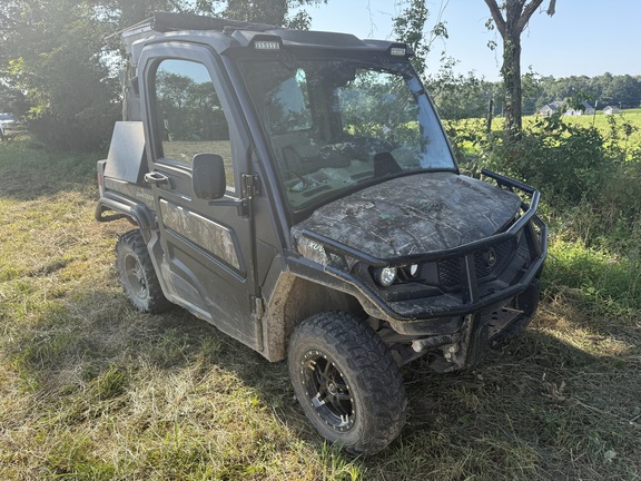 Photo of 2024 John Deere XUV 835R