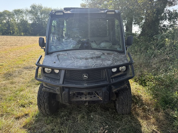 Photo of 2024 John Deere XUV 835R