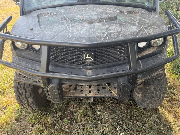 Photo of 2024 John Deere XUV 835R