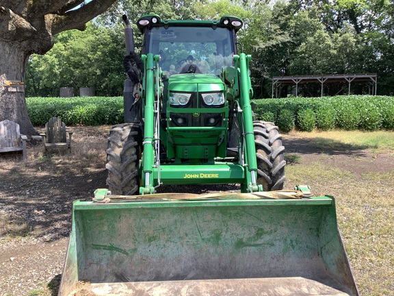 Photo of 2018 John Deere 6110R