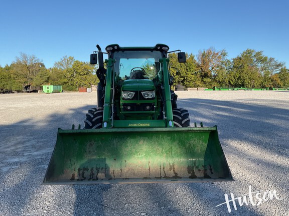 Photo of 2018 John Deere 6110R