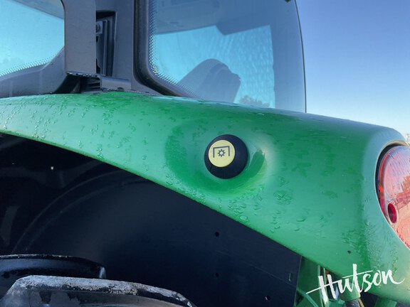 Photo of 2018 John Deere 6110R