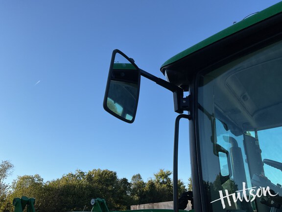 Photo of 2018 John Deere 6110R