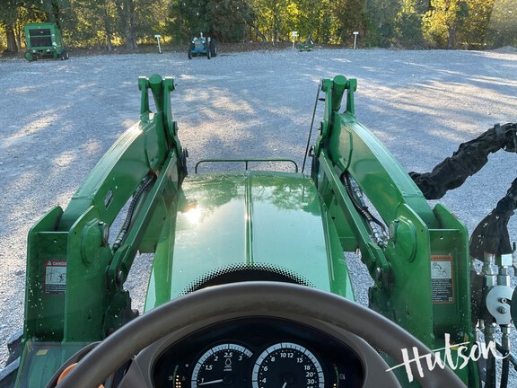 Photo of 2018 John Deere 6110R