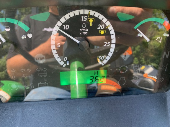 Photo of 2022 John Deere 5045E