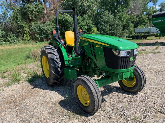 Photo of 2022 John Deere 5045E