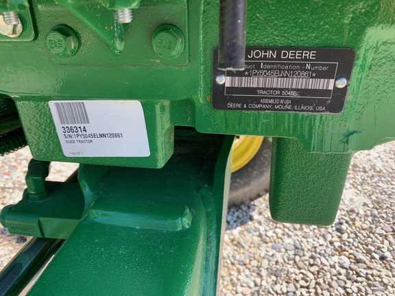 Photo of 2022 John Deere 5045E