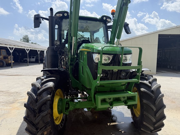 Photo of 2025 John Deere 6R 110