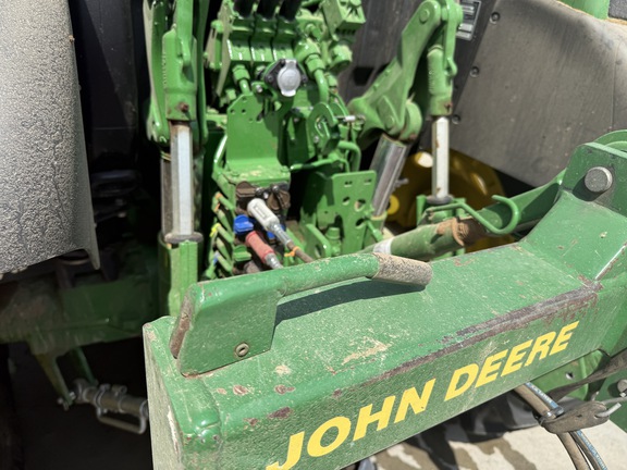 Photo of 2025 John Deere 6R 110