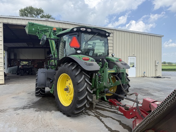 Photo of 2025 John Deere 6R 110