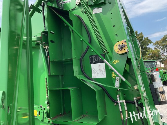 Photo of 2014 John Deere 469
