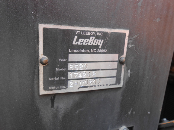2018 Leeboy 8520