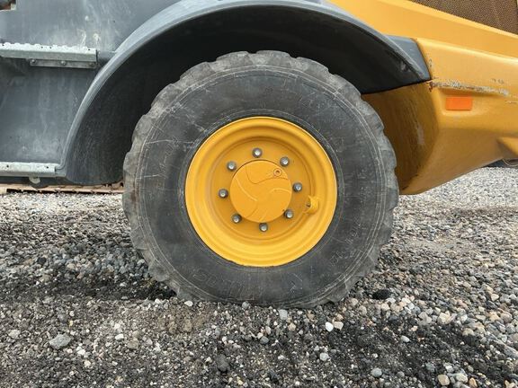 2026 John Deere 244P
