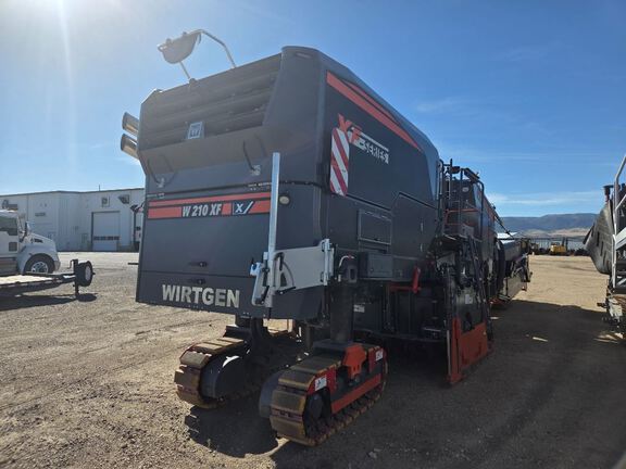 2025 Wirtgen  W210XF
