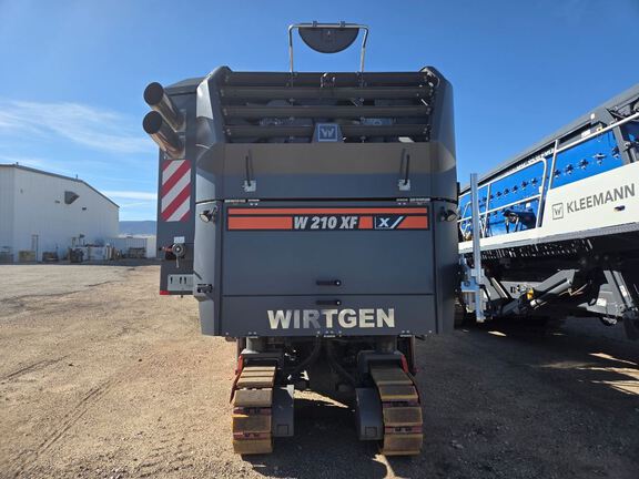 2025 Wirtgen  W210XF