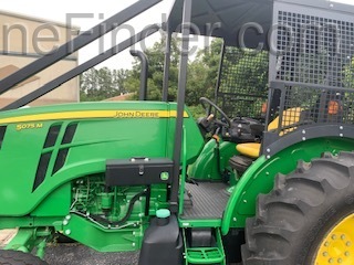 2016 John Deere 5075M Image 5