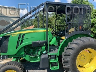 2016 John Deere 5075M Image 1