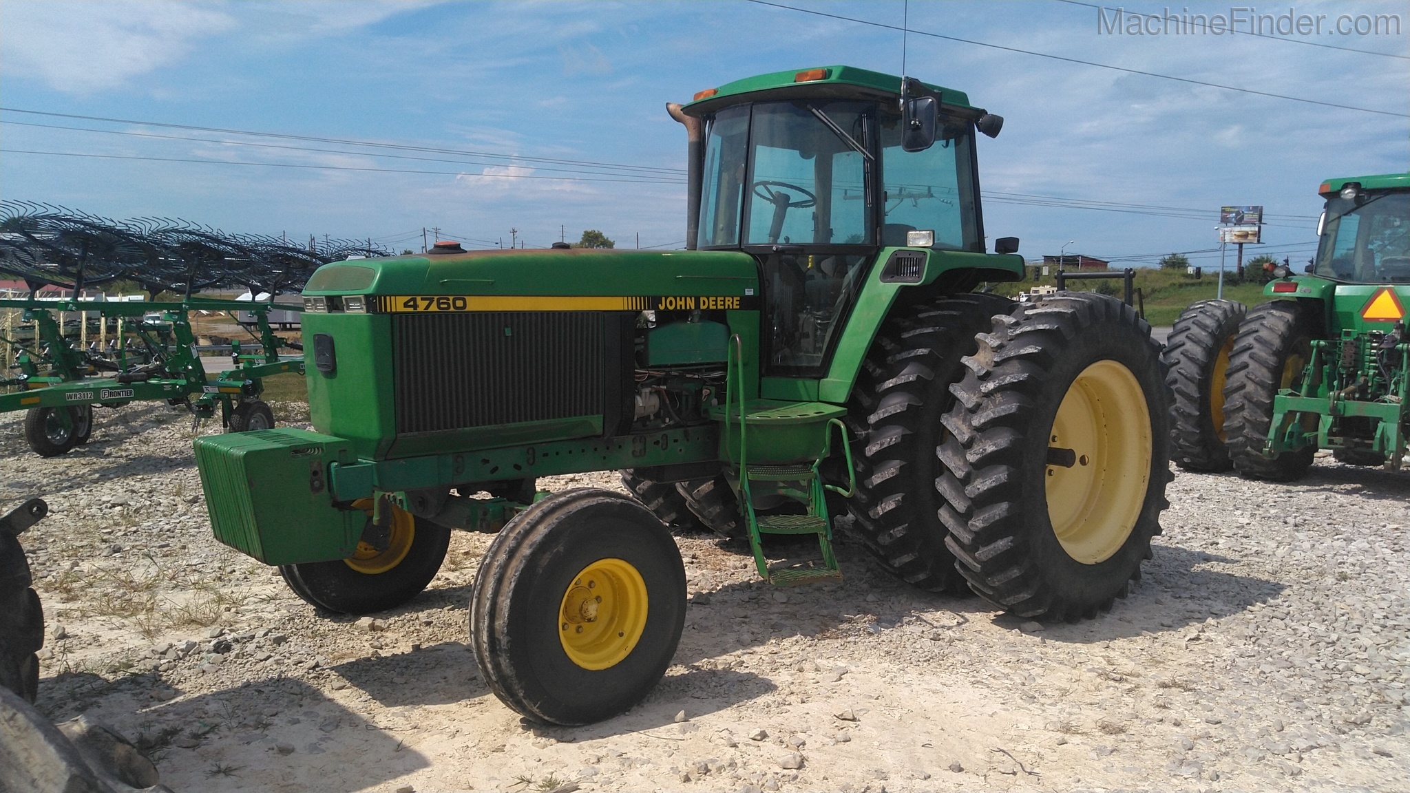 1992 John Deere 4760 Image 2