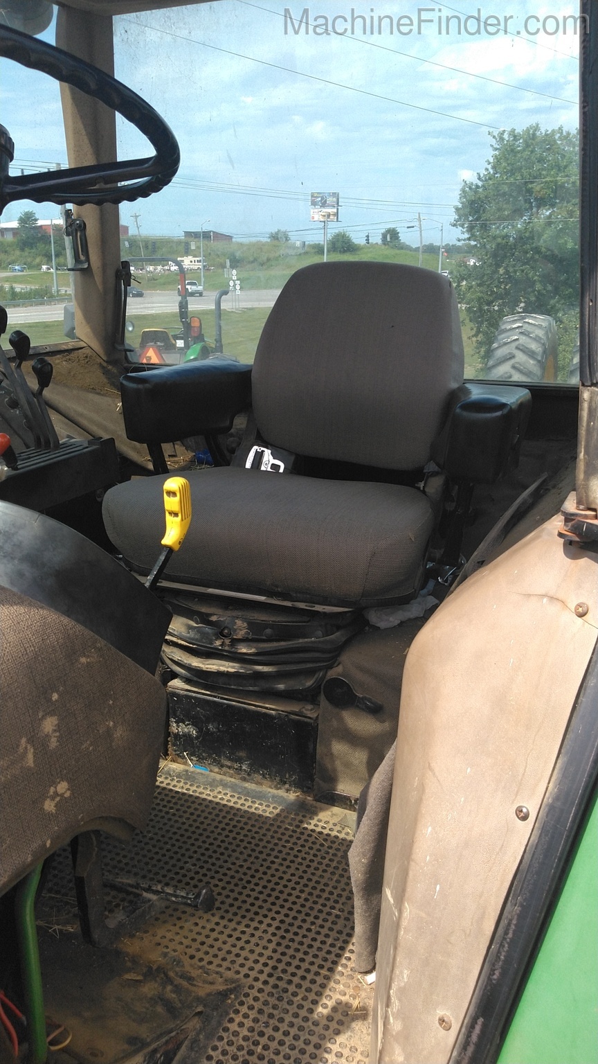 1992 John Deere 4760 Image 8