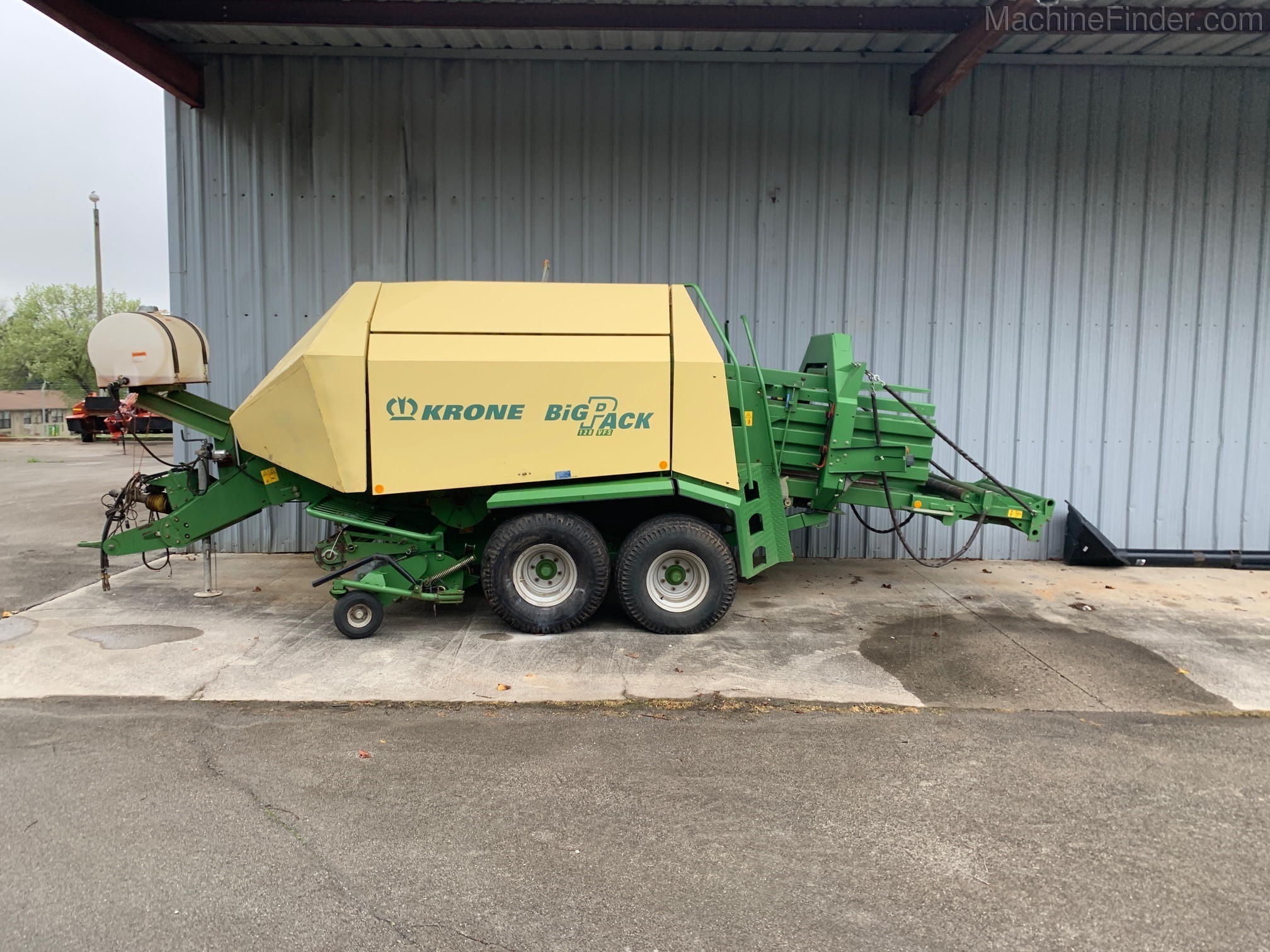 2004 Krone BP128 Image 2