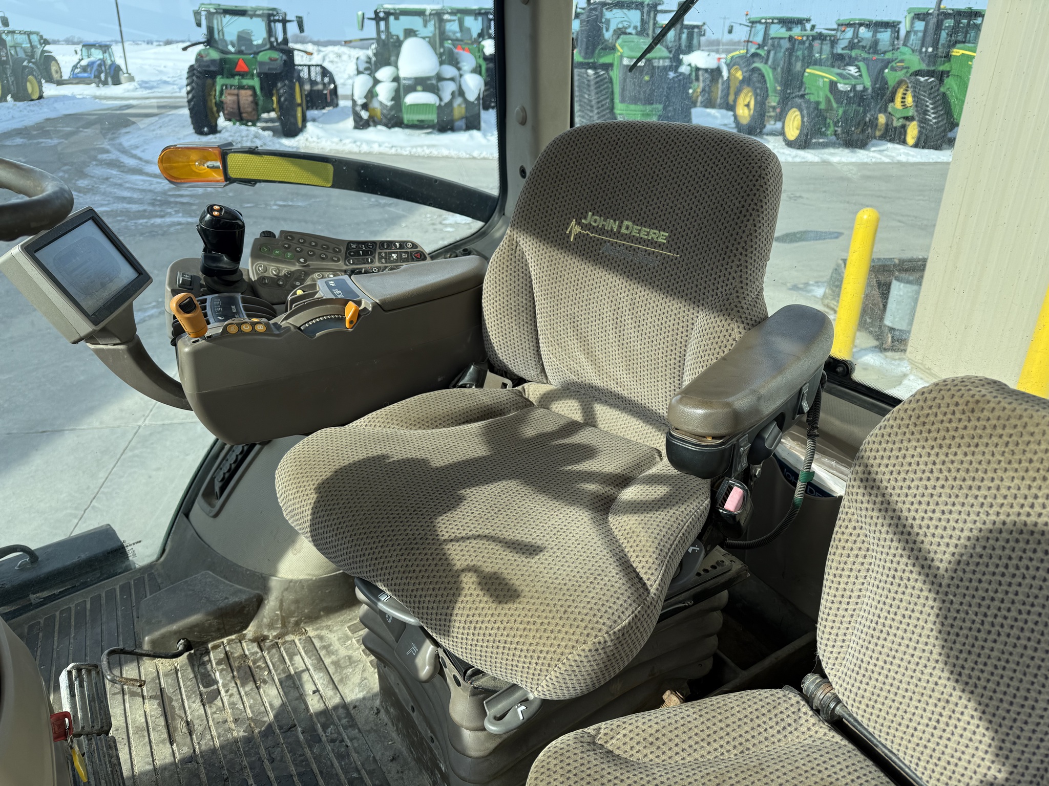 2012 John Deere 7200R Image 9