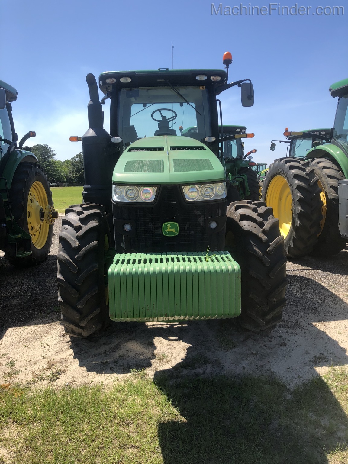 2014 John Deere 8270R Image 2