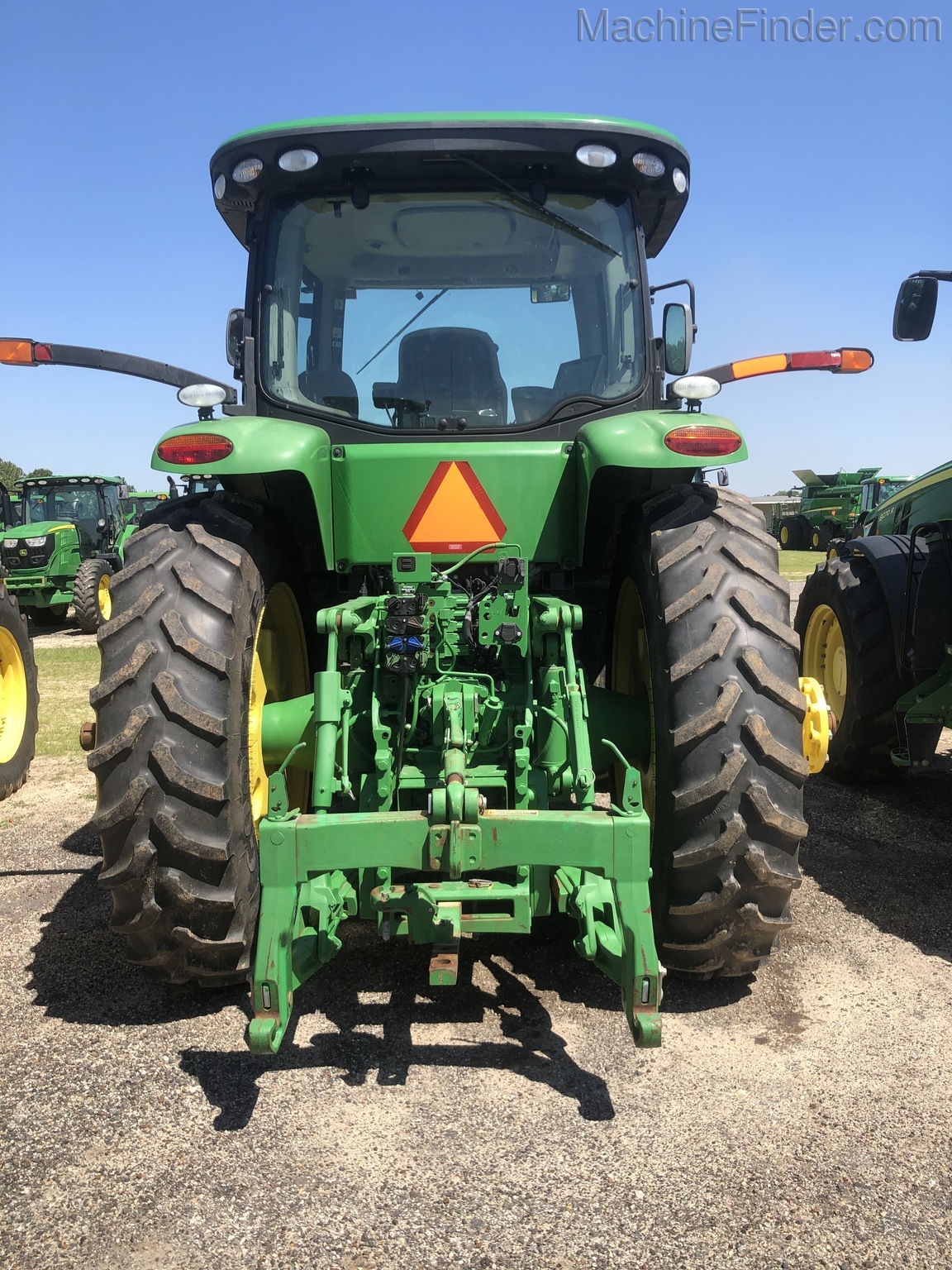 2014 John Deere 8270R Image 4