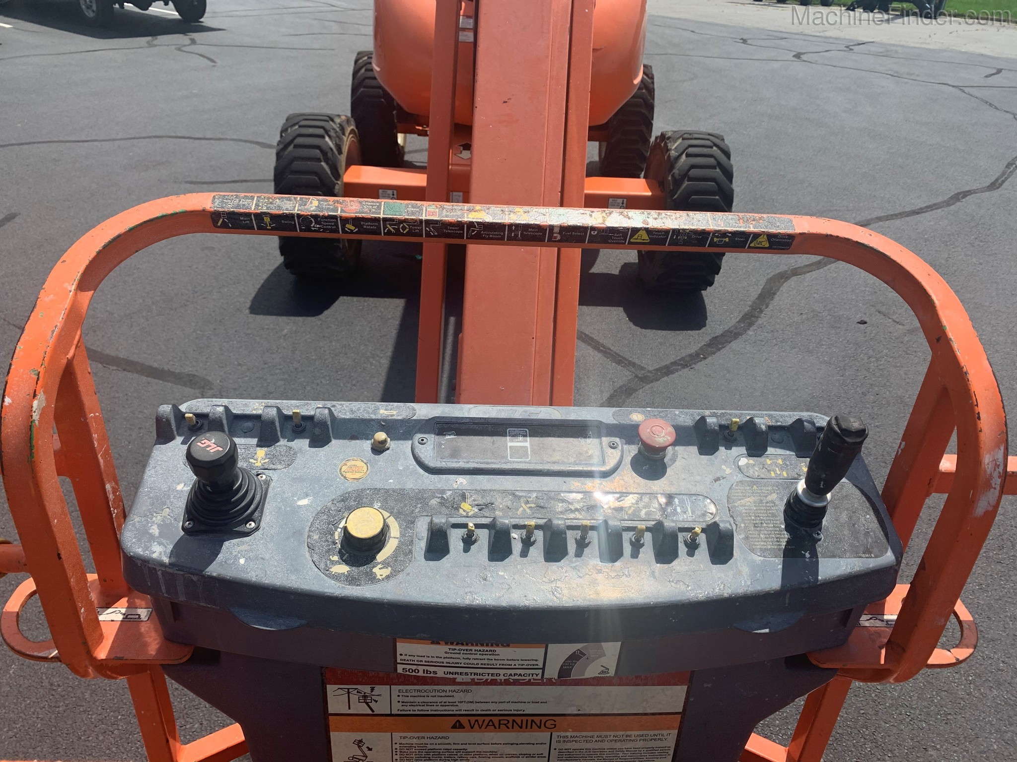 2014 JLG 600AJ Image 8