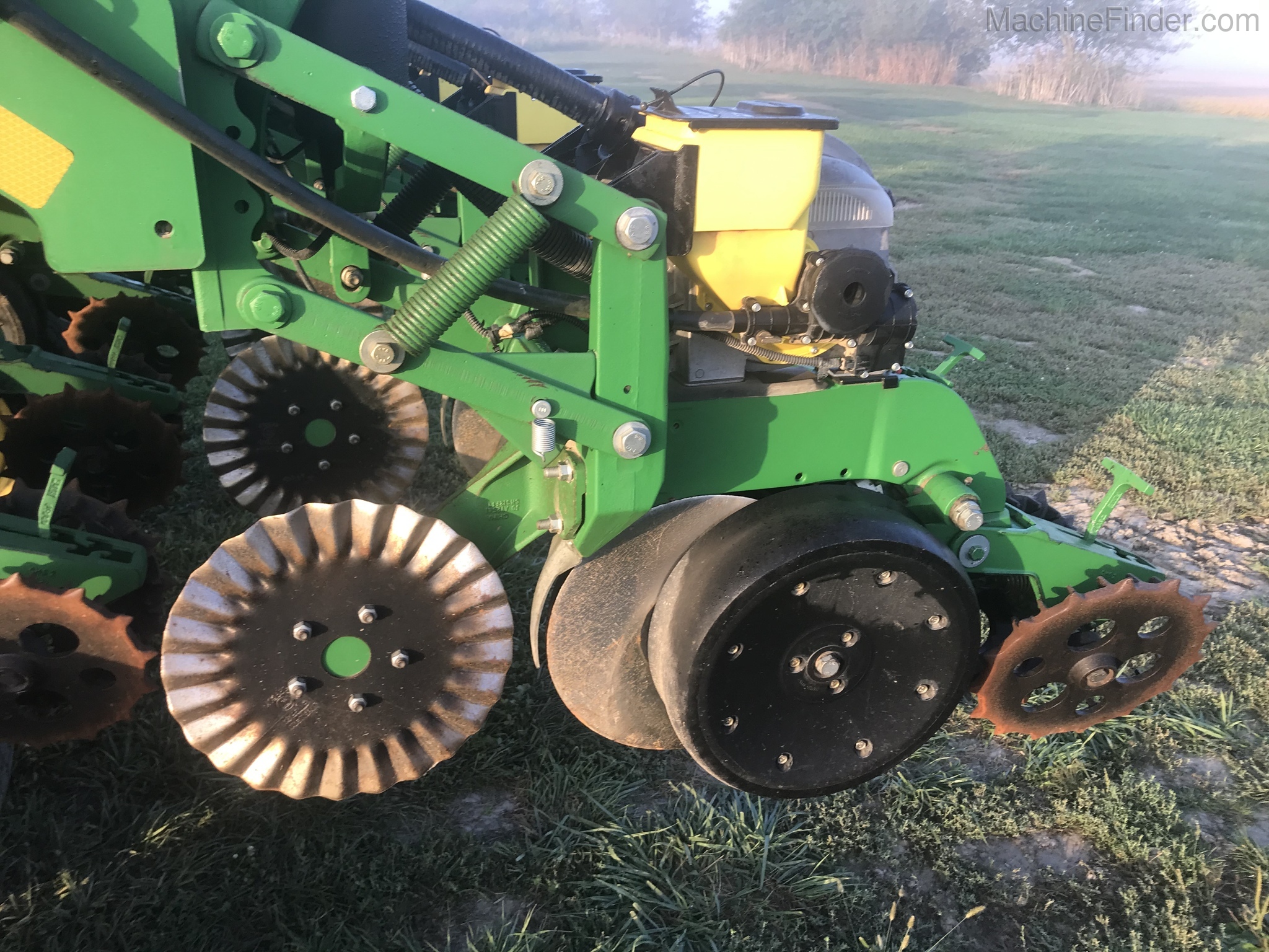 2012 John Deere 1790 Image 10