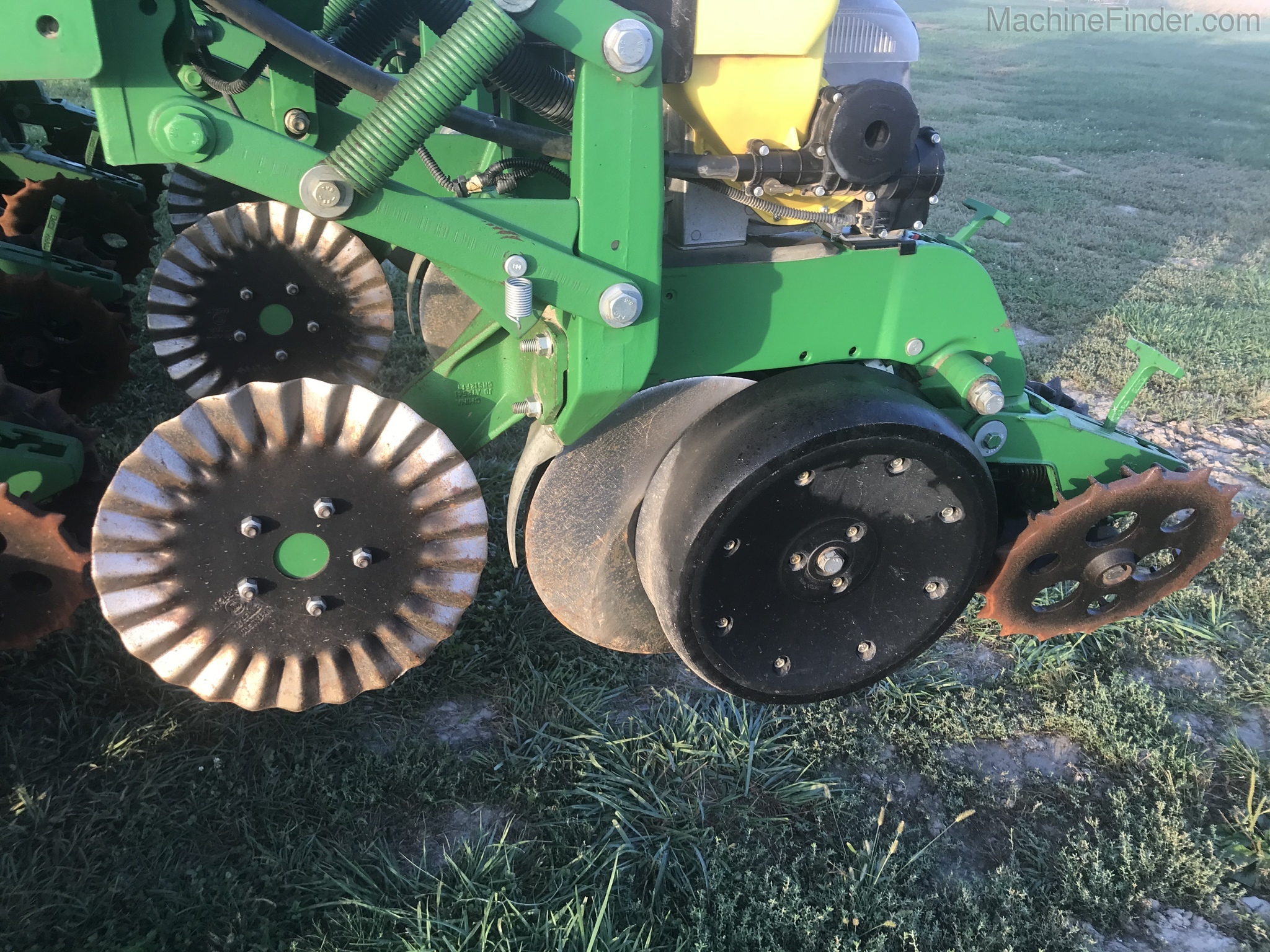 2012 John Deere 1790 Image 9