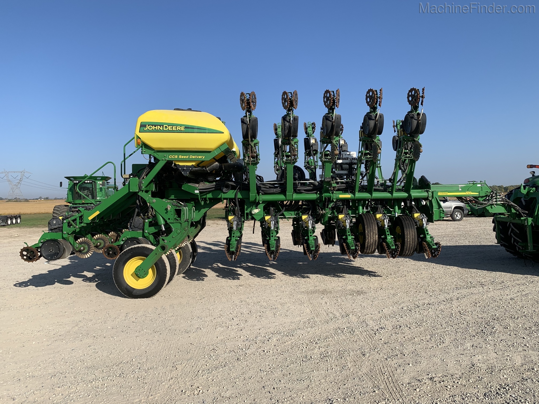 2012 John Deere 1790 Image 2