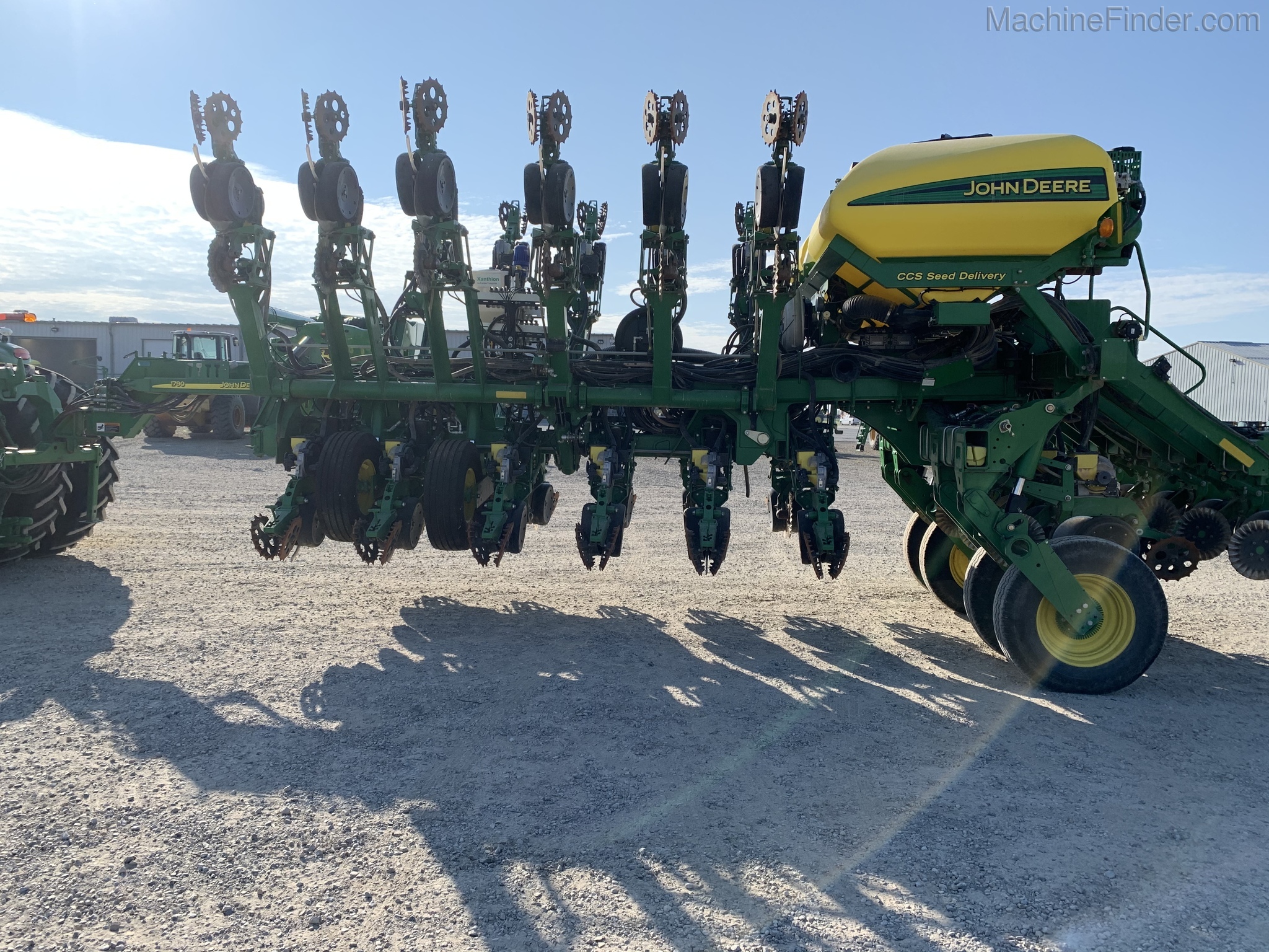 2012 John Deere 1790 Image 4