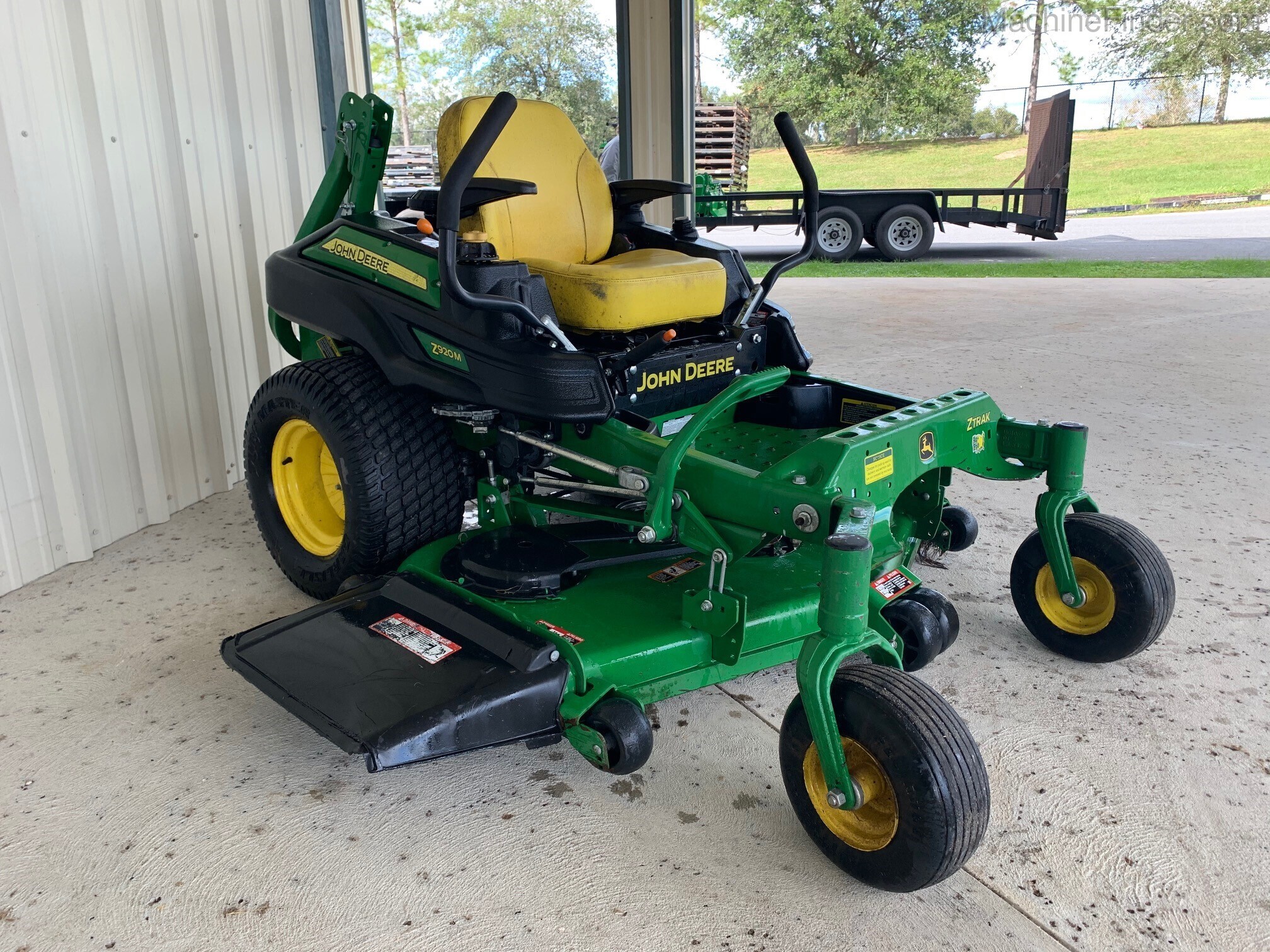 2018 John Deere Z920M Image 1