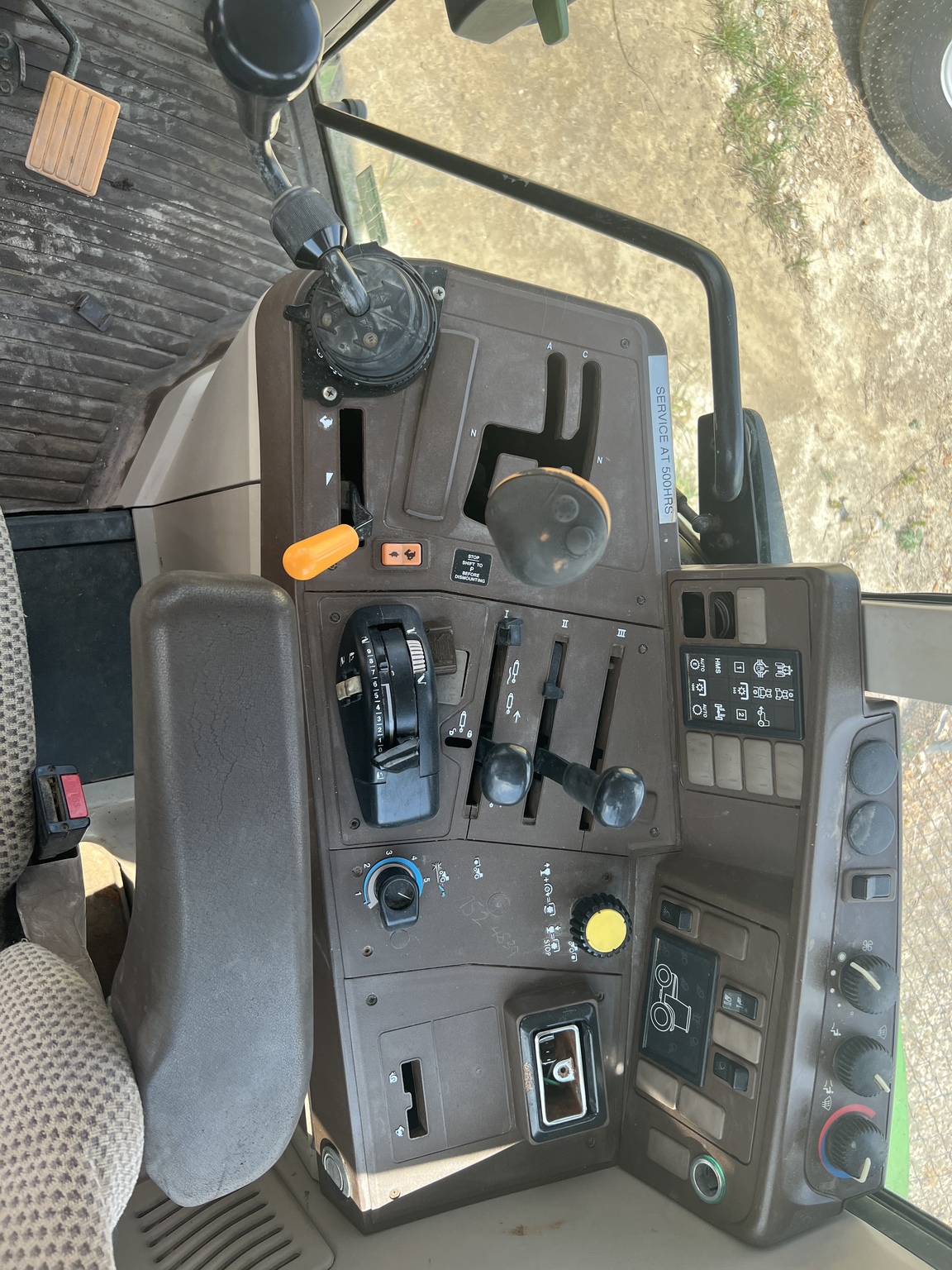 2002 John Deere 6320 Image 5