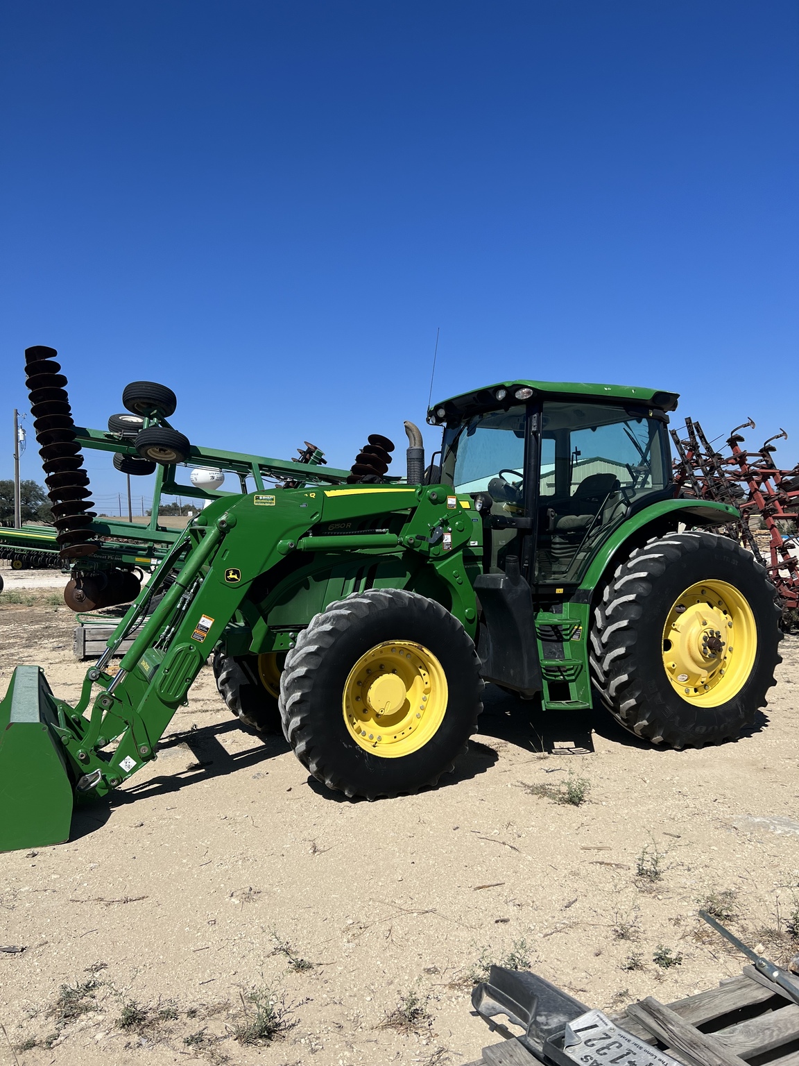 2013 John Deere 6150R Image 1