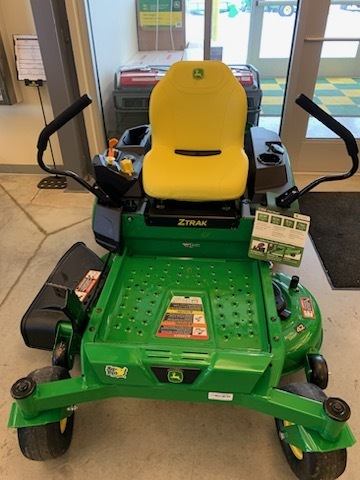 2025 John Deere Z315E Image 2