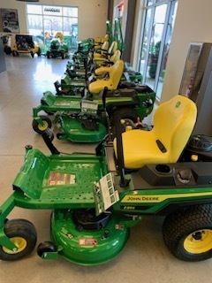 2025 John Deere Z315E Image 4