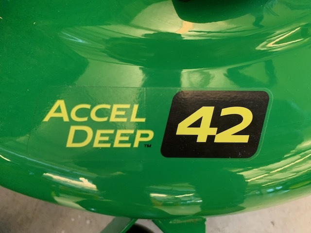 2025 John Deere Z315E Image 6