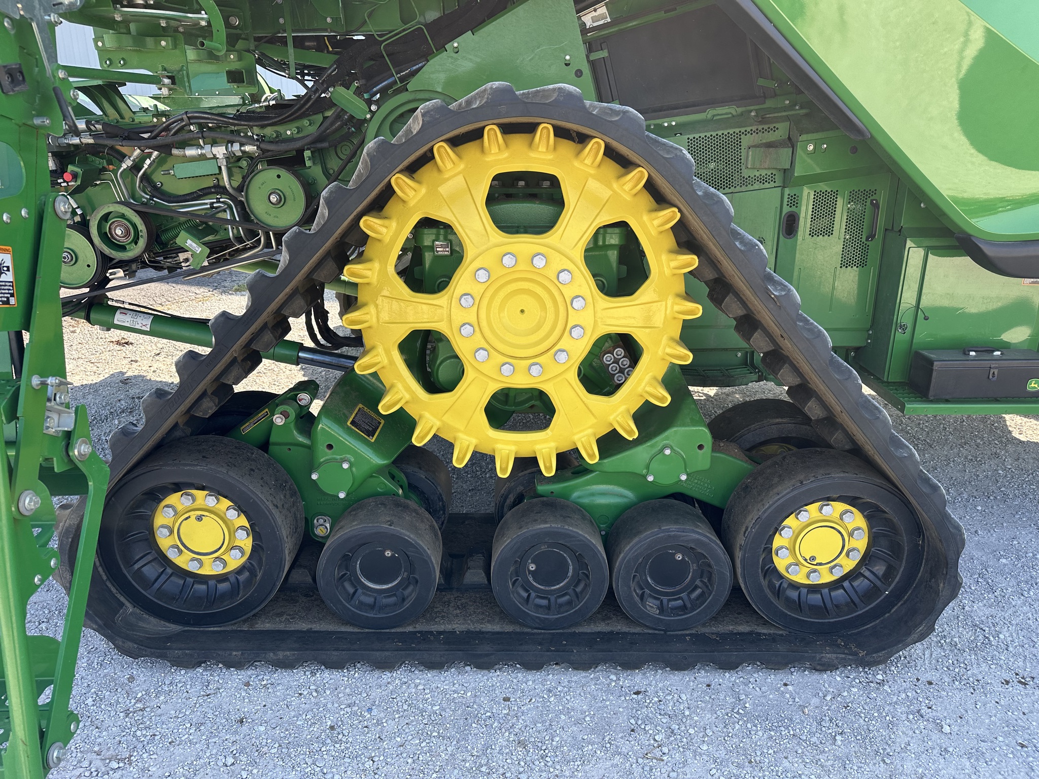  2022 John Deere X9 1000 at Heritage Tractor in Adrian, MO