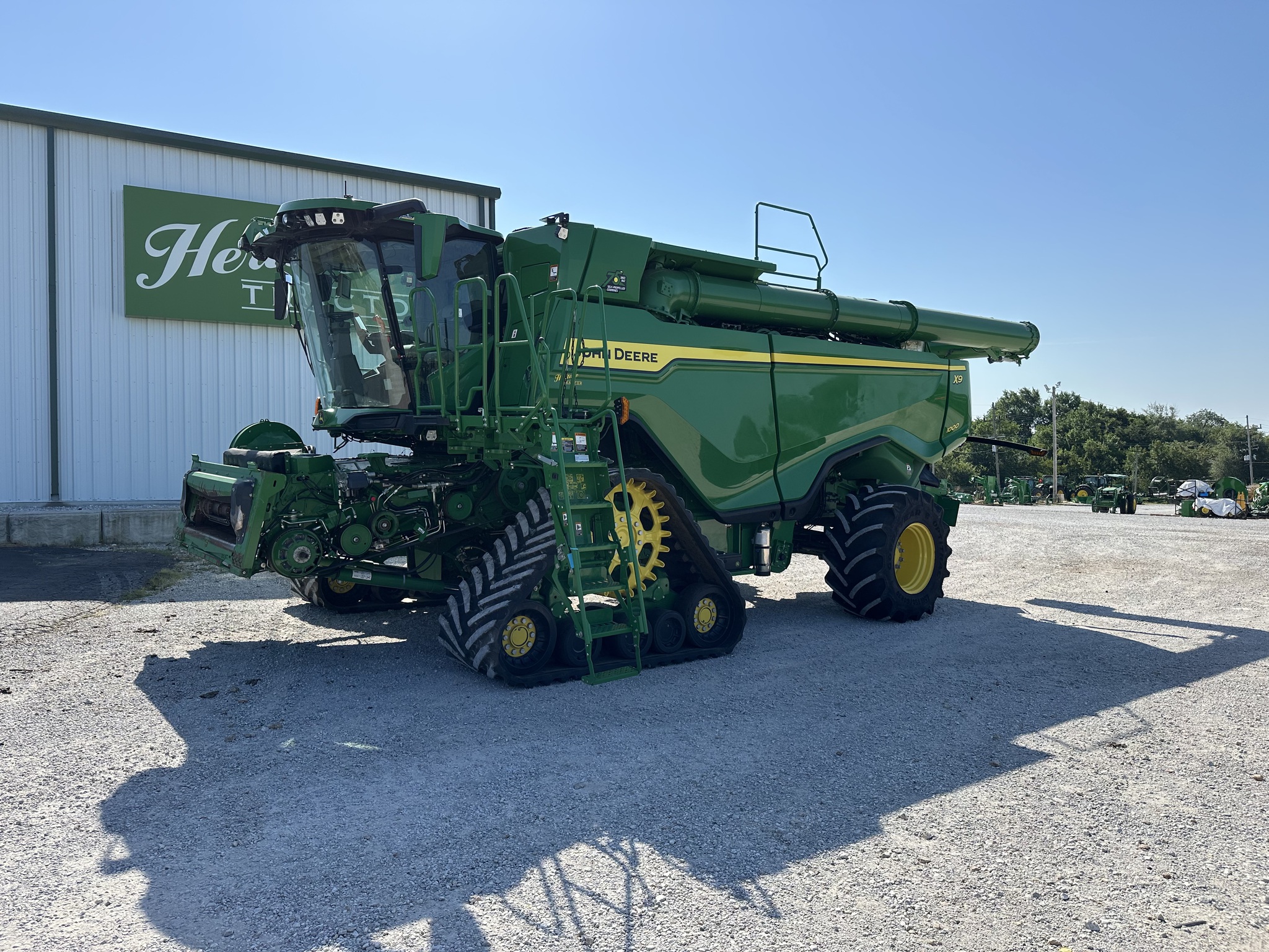  2022 John Deere X9 1000 at Heritage Tractor in Adrian, MO