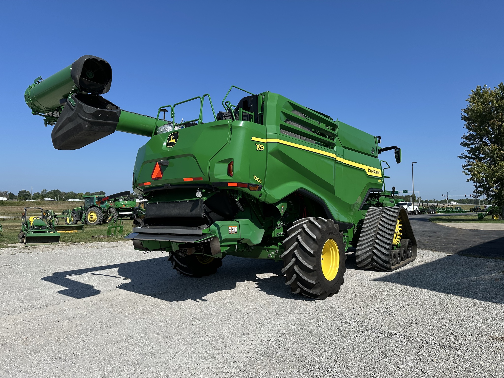  2022 John Deere X9 1000 at Heritage Tractor in Adrian, MO