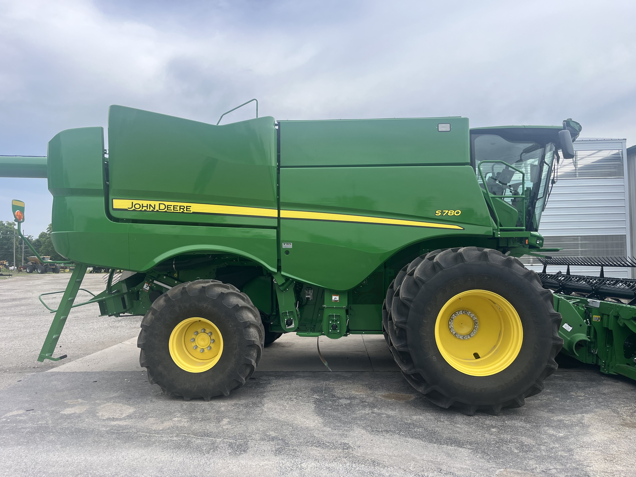 2021 John Deere S780 Image 4
